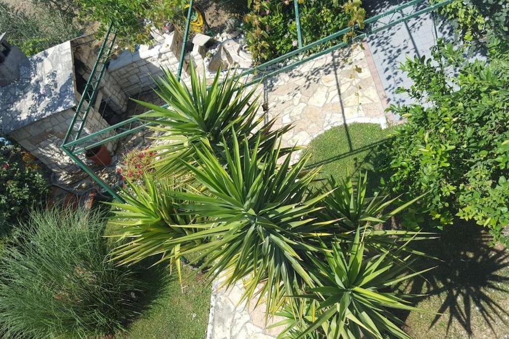 Three Bedroom Apartment Between Trogir And Split Kaštela Exterior foto