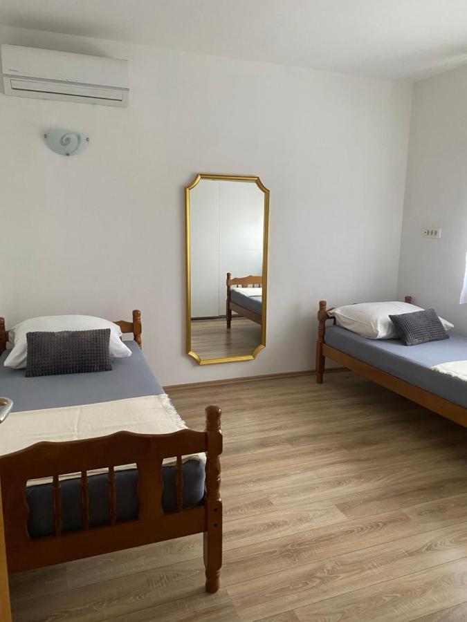 Three Bedroom Apartment Between Trogir And Split Kaštela Exterior foto