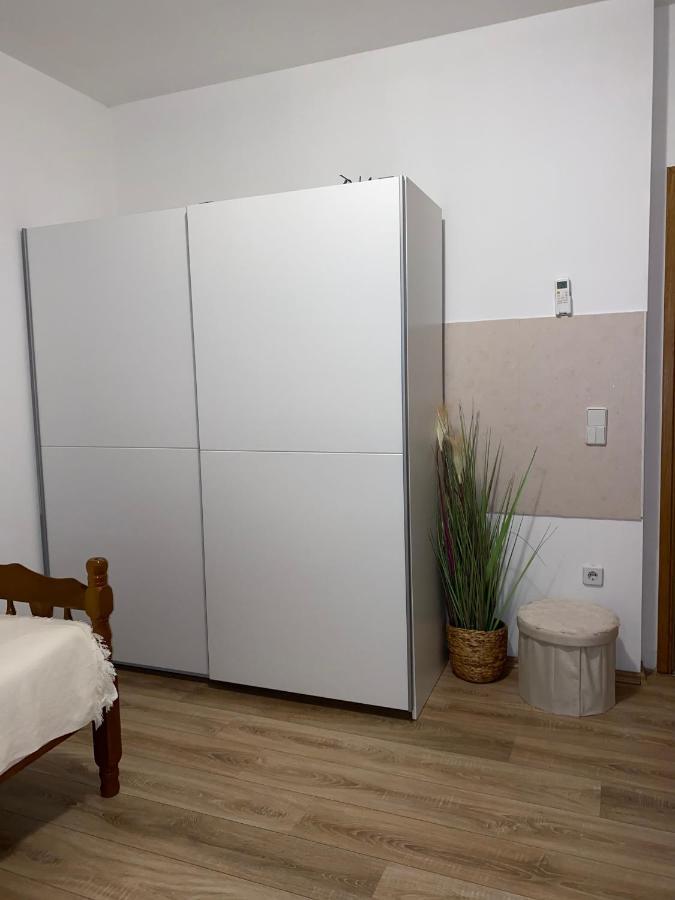 Three Bedroom Apartment Between Trogir And Split Kaštela Exterior foto